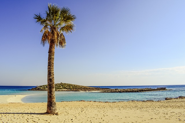 plage a malte et chypre