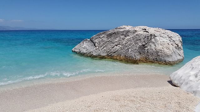 peut on se baigner en sardaigne en mai