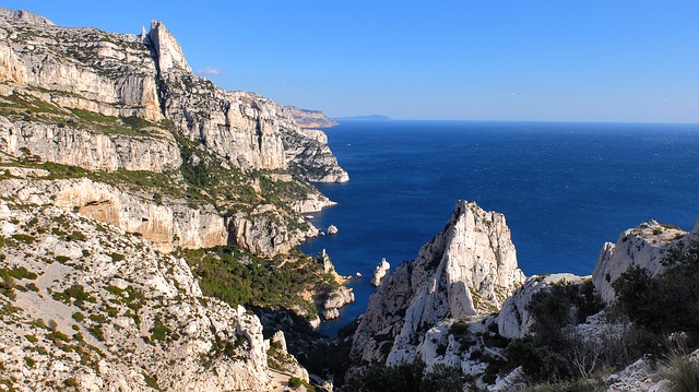 ou aller en avril en france