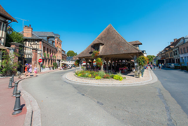 village normandie a visiter