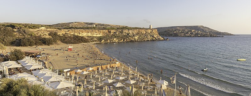 ou partir à malte a la plage