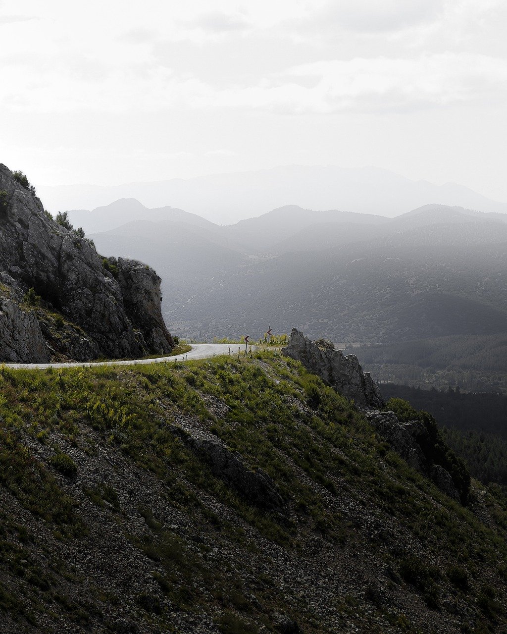 découvrez notre itinéraire complet pour un road trip inoubliable en albanie, explorant les paysages magnifiques, les villages pittoresques et les trésors culturels du pays.