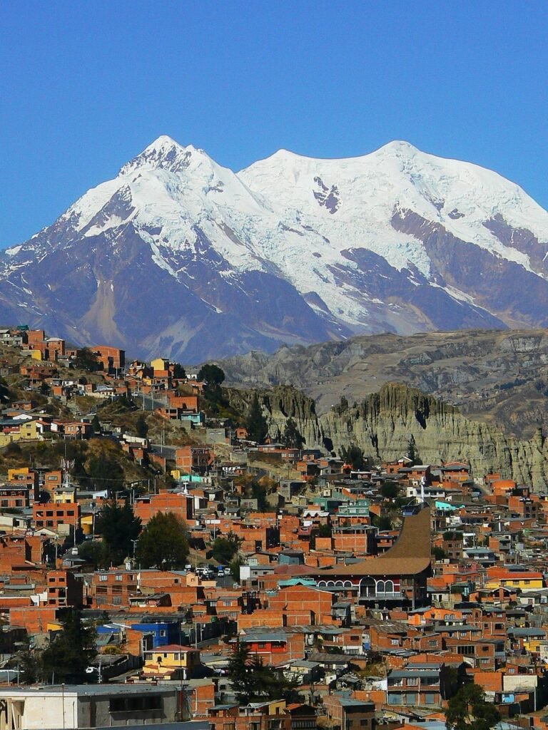 Le Paz Mexico : quelles expériences vivre sur place ? découvrez des expériences uniques à la paz, entre aventures culturelles, paysages à couper le souffle et immersion authentique au cœur de la bolivie.