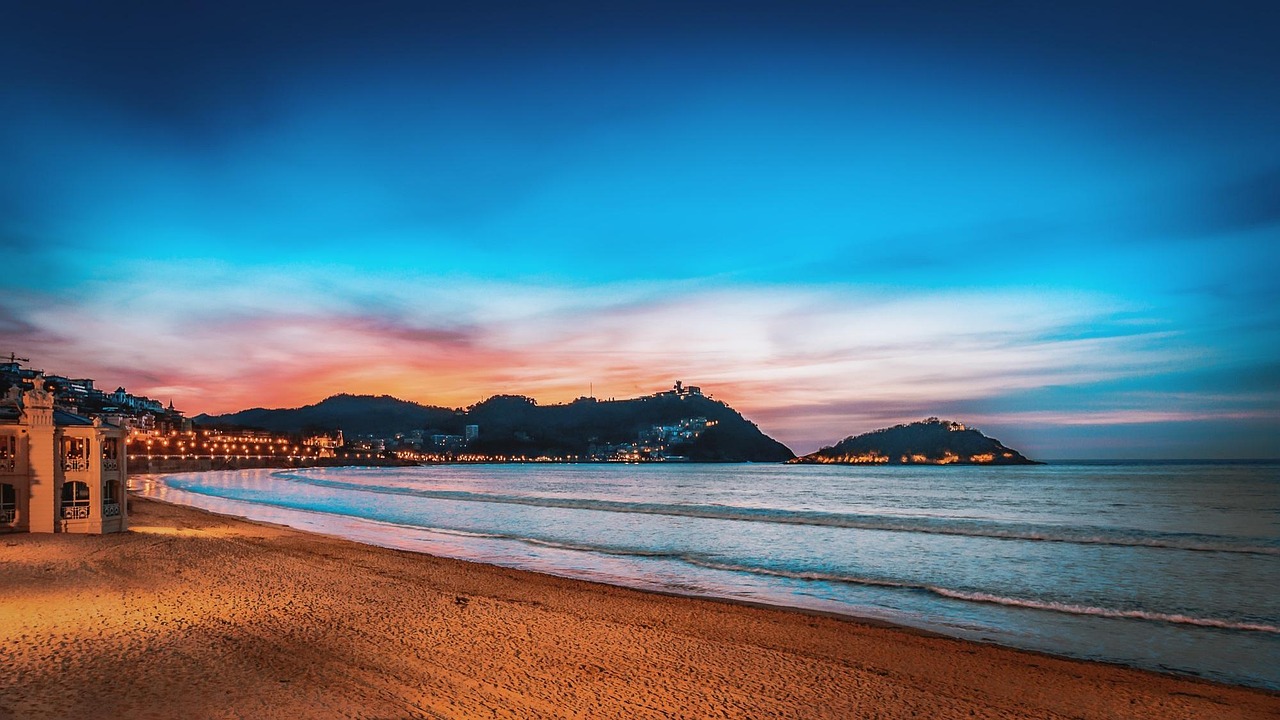 découvrez san sebastian, une destination touristique incontournable en espagne, réputée pour ses plages splendides, sa gastronomie exceptionnelle et son riche patrimoine culturel.
