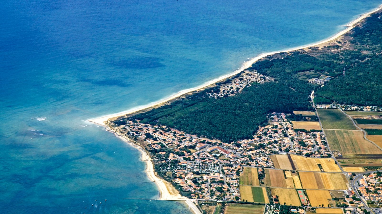 vue aérienne de Saint Gilles en Vendée