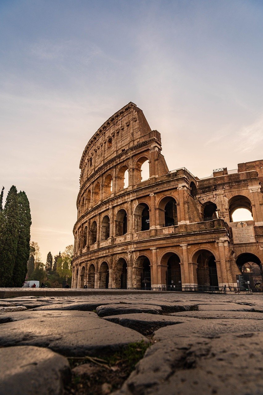 découvrez les meilleures destinations de voyage en février pour profiter du climat idéal, des festivals uniques et des paysages exceptionnels.