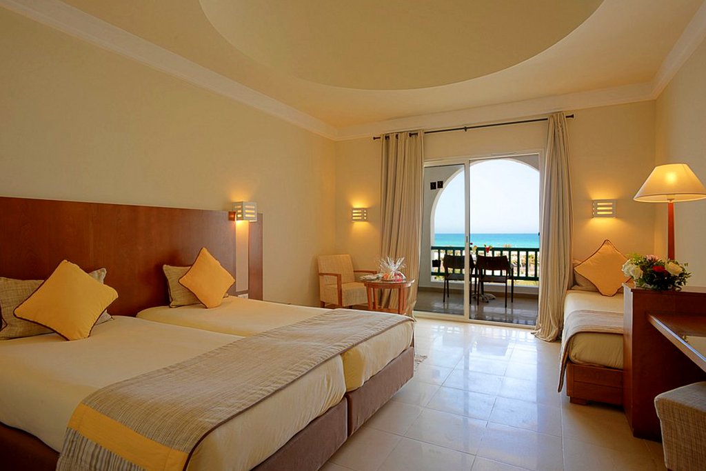 Photo de l'hôtel Vincci Helios Beach 4*